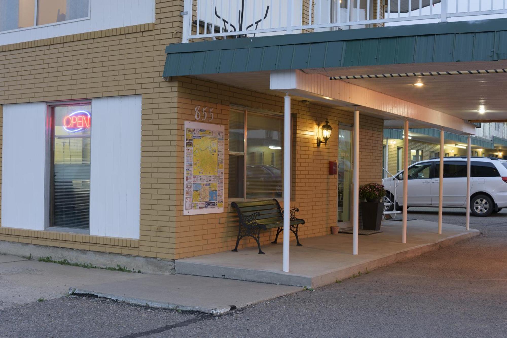 Sun-dek Motel