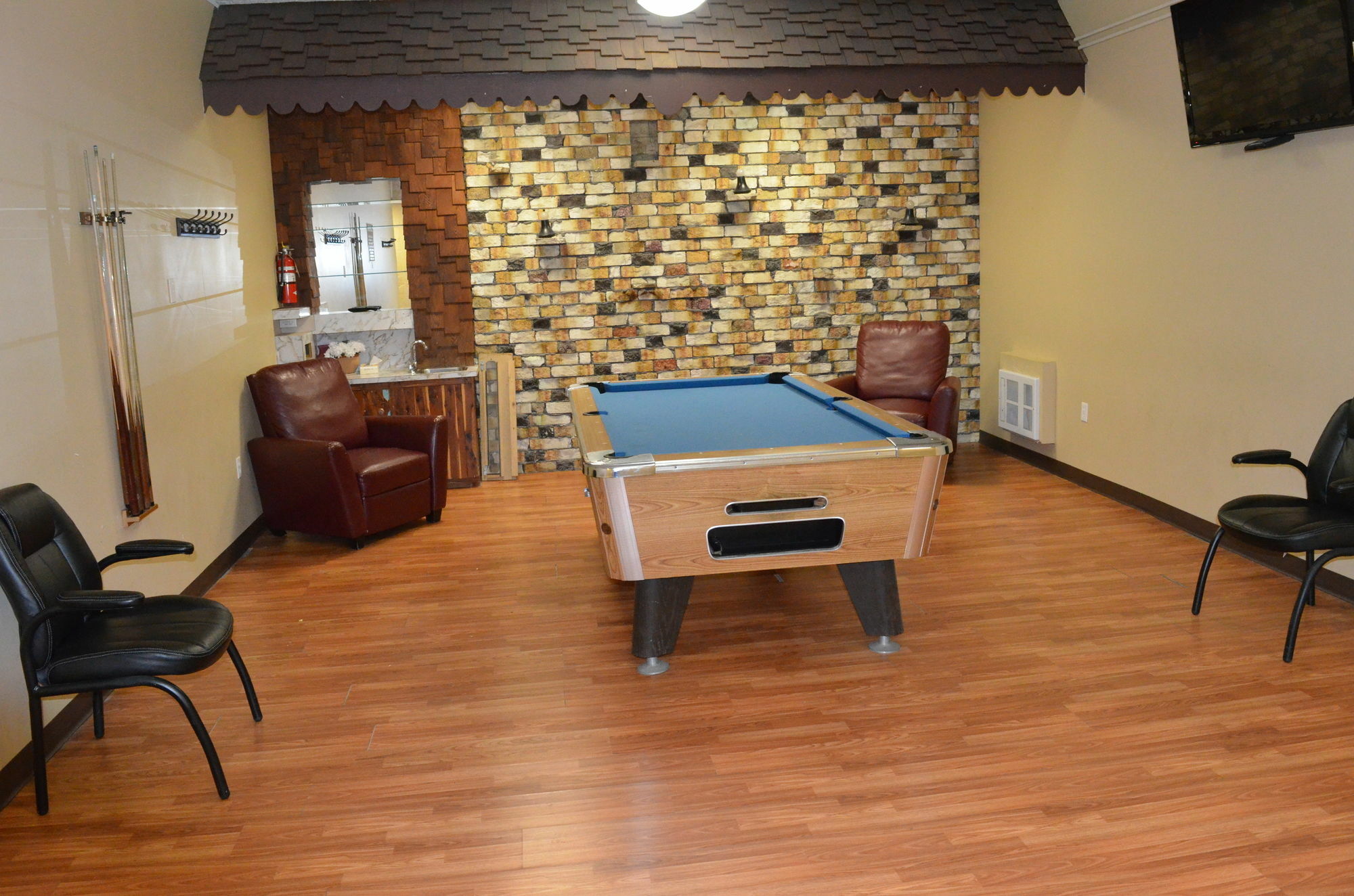 Ramada Medicine 2*